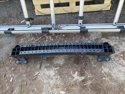 SUZUKI SWIFT IV FZ, NZ Hátsó Lökhárító Merevítő (Fém)