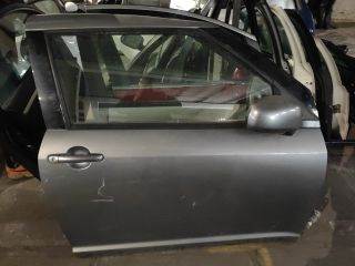 Suzuki Swift III SUZUKI SWIFT III Jobb első Ajtó (Részeivel)