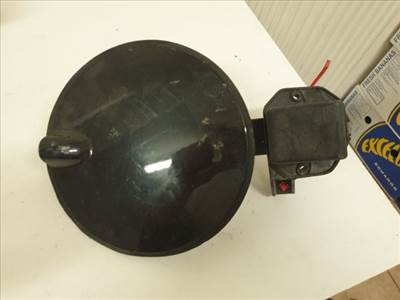 Opel Corsa D Tankajtó  13183307