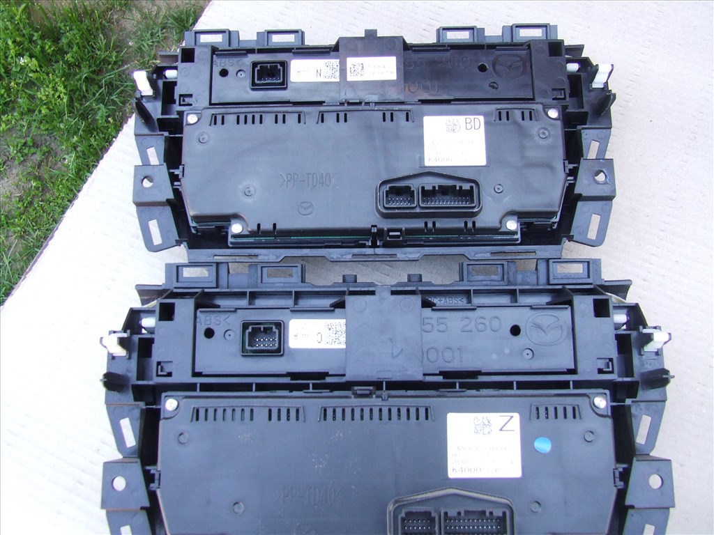 Mazda 3 (BM) klima vezérlő kapcsolósor  3. kép