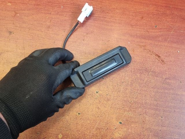 HYUNDAI i20 II Csomagtérajtó Kapcsoló 1. kép