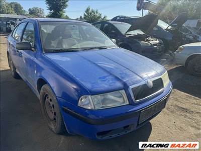 Skoda Octavia I 1.6 -AEE- bontott alkatrészei