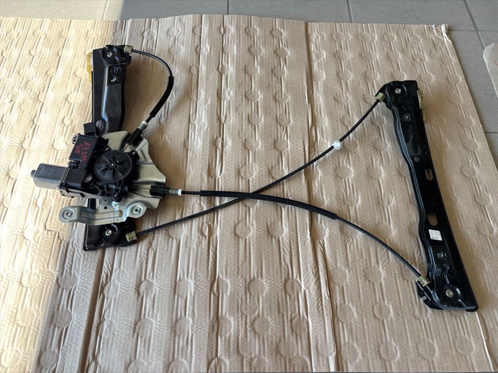 Opel Astra J GTC Bal első Ablakemelő Szerkezet 9720 ,  966431200 1. kép