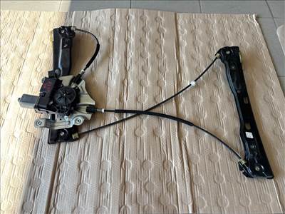 Opel Astra J GTC Bal első Ablakemelő Szerkezet 9720 ,  966431200