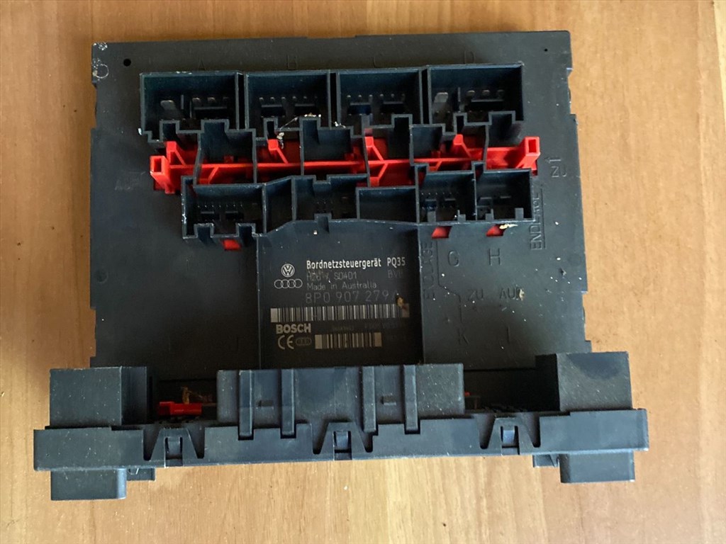 AUDI A3 8P1 Biztosítéktábla Utastér 001788 1. kép