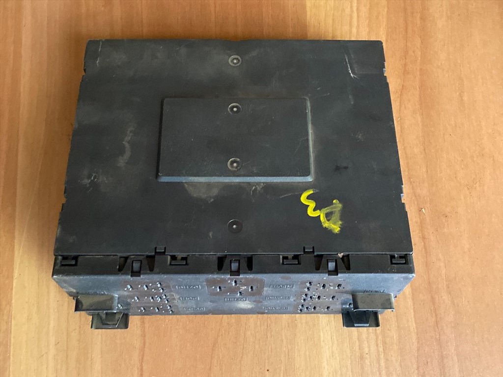 AUDI A3 8P1 Biztosítéktábla Utastér 001788 2. kép