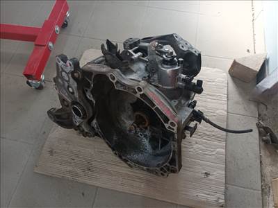 Opel Mokka 1.6 CDTI 4x4 Váltó M32 10027 , 