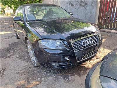 Audi A3 (8P) 3.2 quattro levélrács 