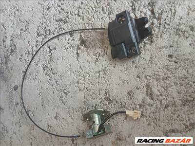 Lexus IS 220d csomagtér ajtózár szerkezet 