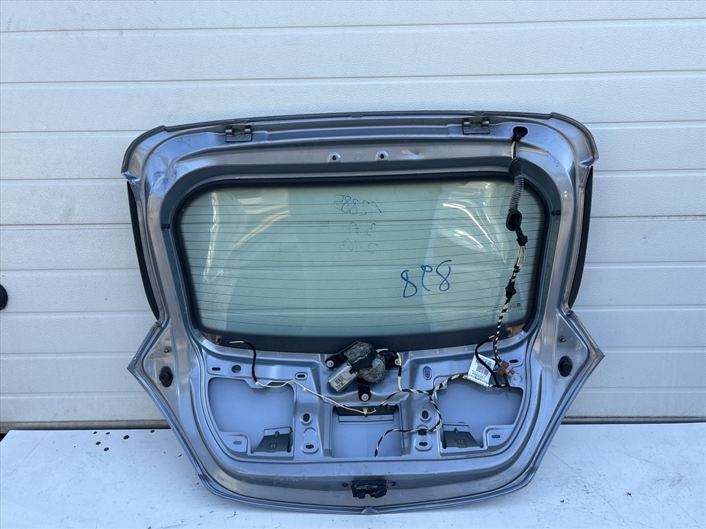 12885 Opel Corsa D Csomagtérajtó Z163 Szürke 3 ajtós 5. kép