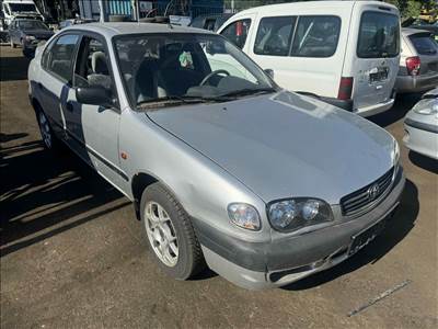 Toyota Corolla (E110) 1.4 -4E29-  bontott alkatrészei