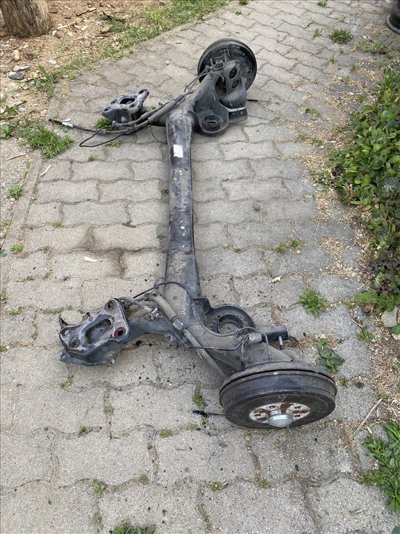 Fiat 500L hátsó híd  2. kép