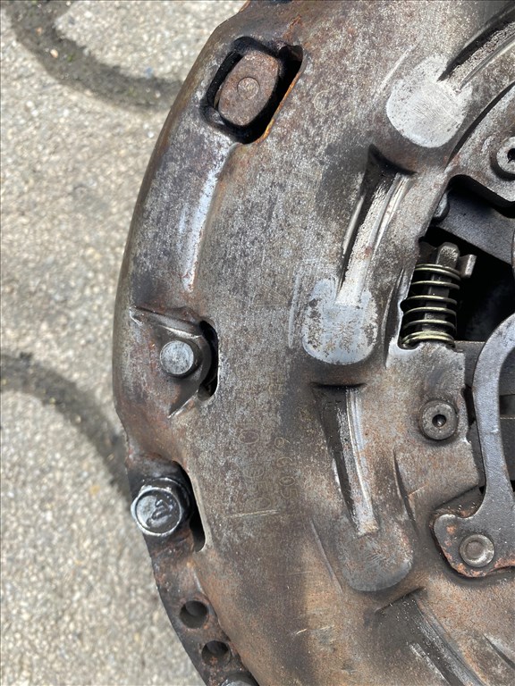 Toyota RAV4 (XA30) 2.2 D-CAT kuplung szett kettöstömegű lendkerék 2. kép