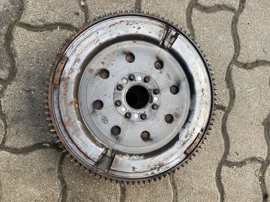 Toyota RAV4 (XA30) 2.2 D-CAT kuplung szett kettöstömegű lendkerék 3. kép