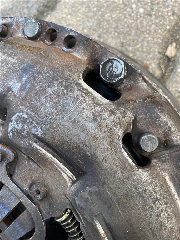 Toyota RAV4 (XA30) 2.2 D-CAT kuplung szett kettöstömegű lendkerék 5. kép