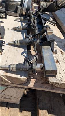 BMW 318i üzemanyag híd 