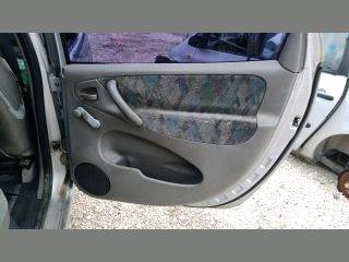 Citroën Xsara Picasso Jobb hátsó Ajtóhatároló *115832*