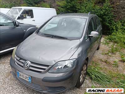Volkswagen Golf Plus 1.9tdi(BXE) bontott alkatrészei, LA7T színben eladók
