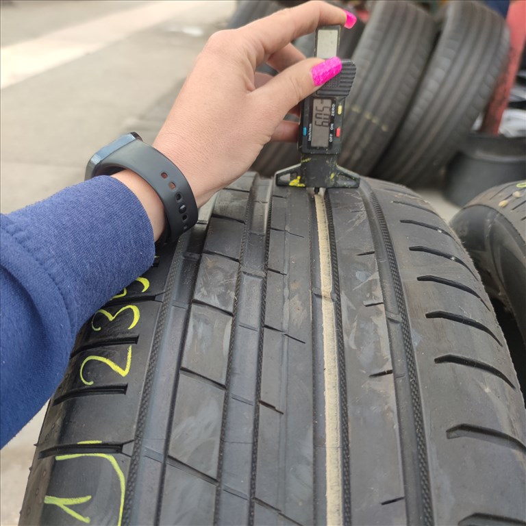 235/50 R18 Nokian nyári gumi 39000ft a 2db/91/ 1. kép