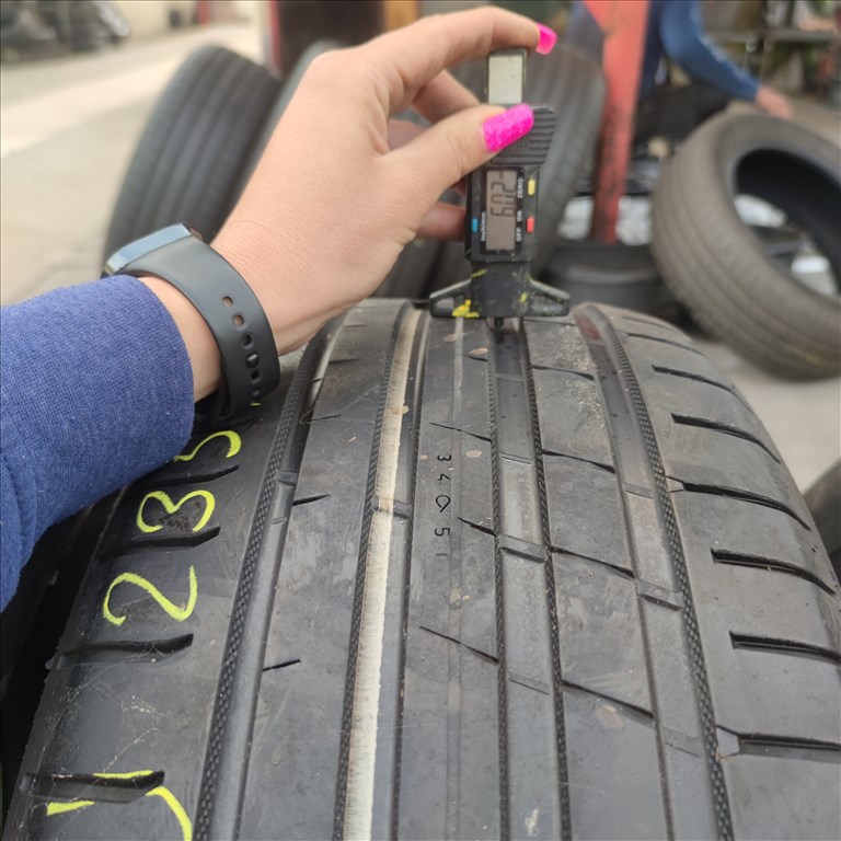 235/50 R18 Nokian nyári gumi 39000ft a 2db/91/ 2. kép