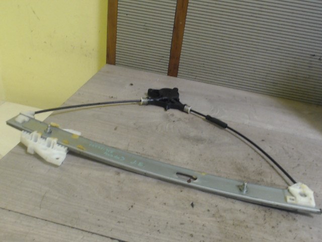 MAZDA 3 03.10-06.06 Jobb első ablakemelő szerkezet elektromos 1. kép