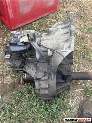 Ford focus mk1 1,8 dízel 5-ös váltó XS4R7F096