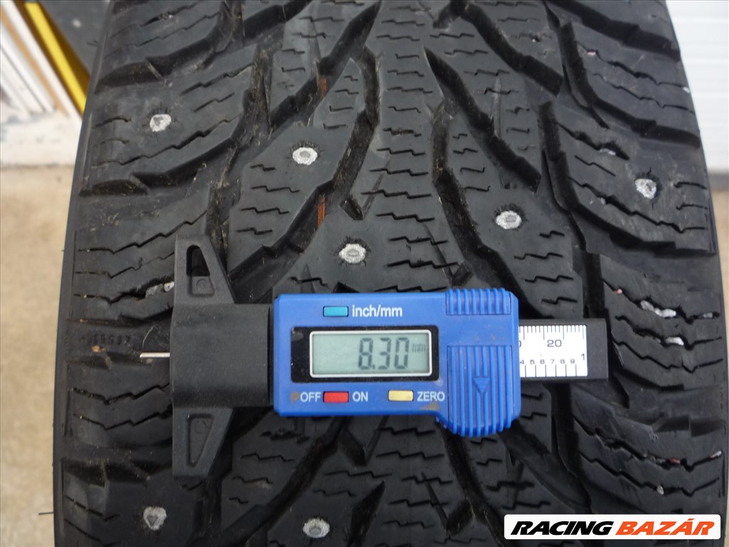 215/65R17 Nokian téli 2db újszerű állapotban olcsón eladó! 1. kép
