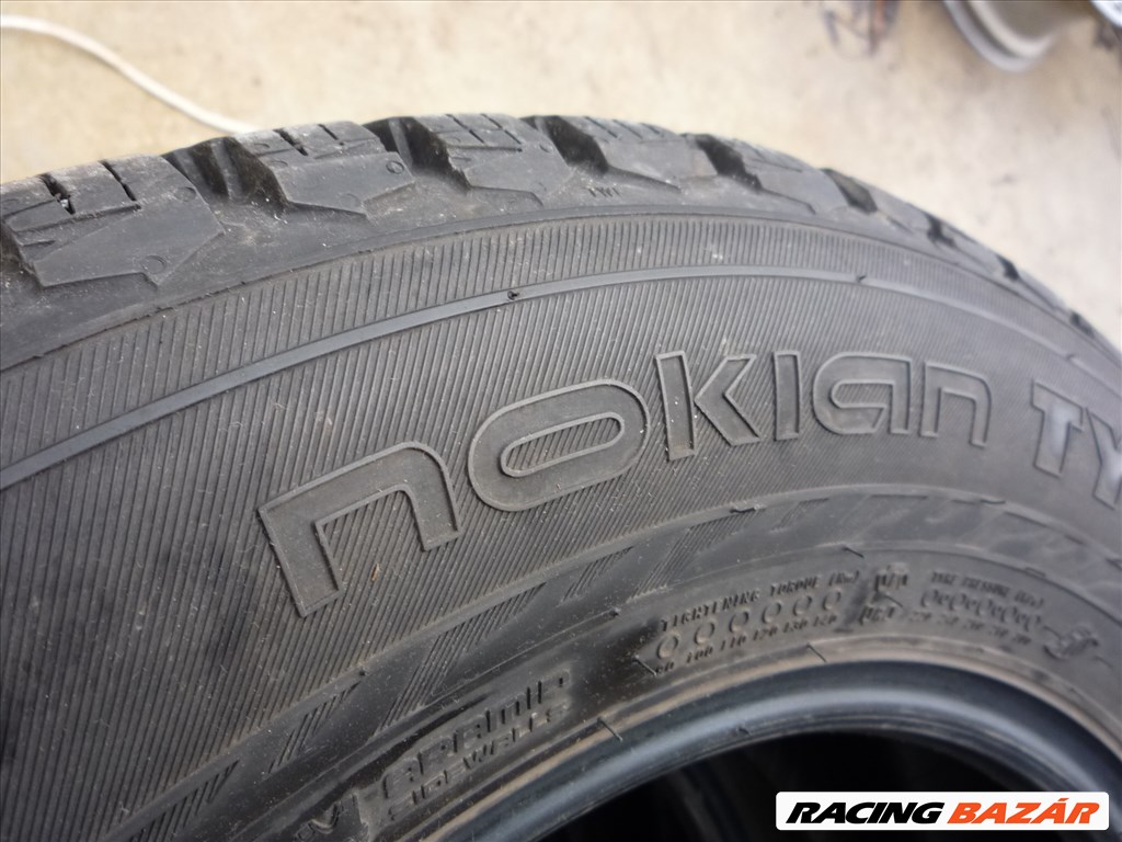 215/65R17 Nokian téli 2db újszerű állapotban olcsón eladó! 6. kép