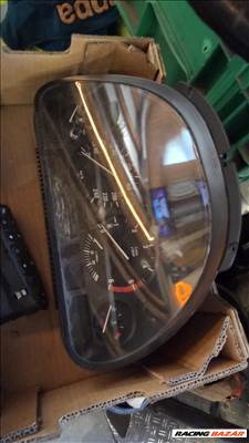 BMW 5-ös sorozat E39 bmw e39 kis boardos kilometer ora 