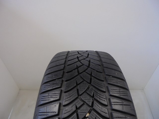 Goodyear Ultragrip Performance G1 215/45 R18  1. kép