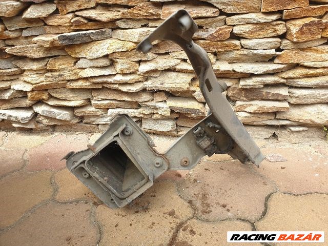 Opel Astra H Bal lámpakeret + nyúlványvég  13110787 2. kép