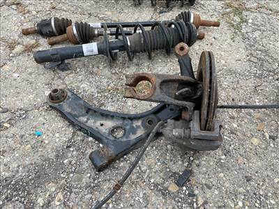 PEUGEOT 108  Bal első Csonkállvány Kerékaggyal