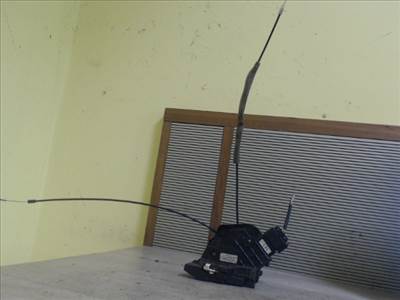 MAZDA 3 03.10-06.06 Jobb első ajtó zárszerkezet központizáras