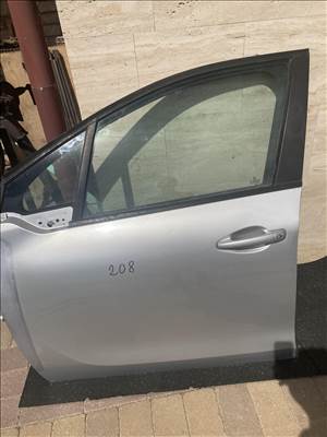 Peugeot 208 bal első ajtó