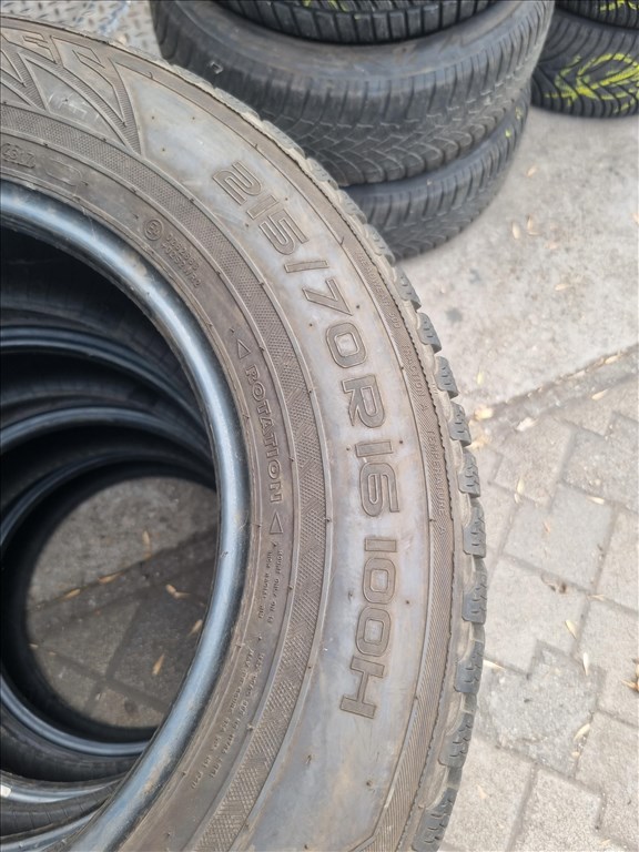  215/7016" újszerű Nokian WR SUV3 téli gumi 4db  6. kép