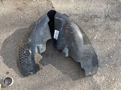 OPEL ASTRA J Sports Tourer  Bal első Dobbetét (Kerékjárati, Műanyag)