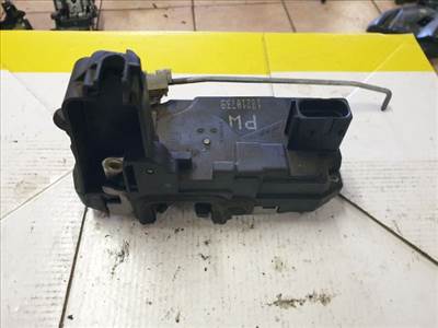 Opel Astra H, Opel Zafira B Jobb hátsó ajtózár PW 13210739