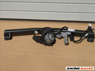 Volvo XC40 elektromos Vonóhorog 32351483 2018-tól