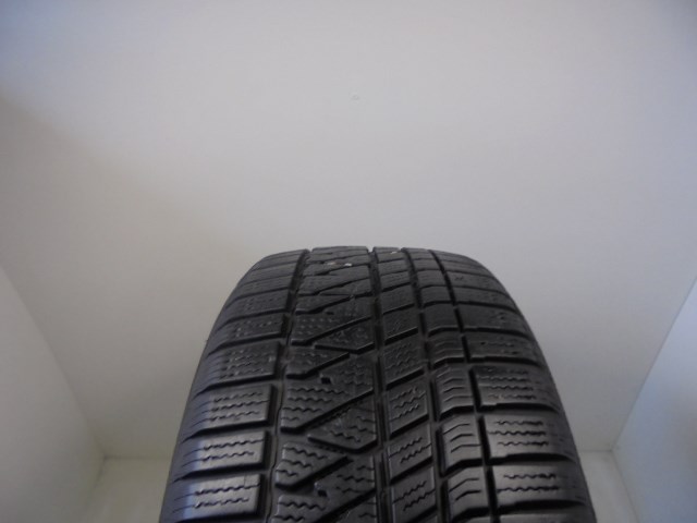 Kumho WS71 WinterCraft 235/50 R19  1. kép