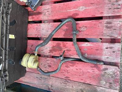 DACIA DUSTER  Szervóolaj Tartály