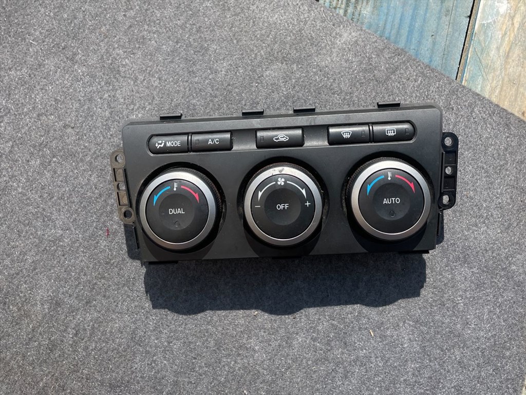 MAZDA 6 GH Fűtéskapcsoló (digit klímás) 1. kép