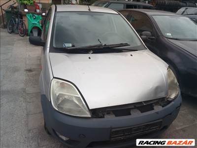 Ford Fiesta Mk5 lökhárító, motorháztető, sárvédő 