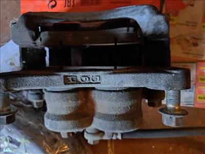 Mitsubishi Grandis féknyereg 