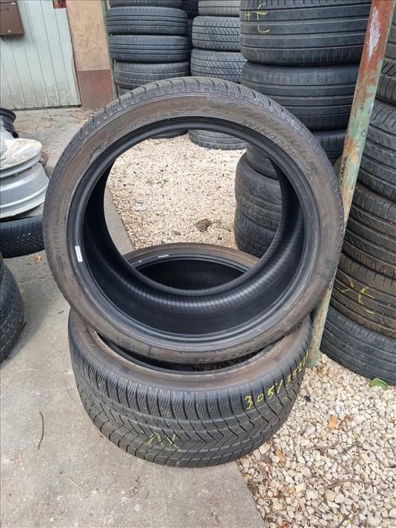  305/3521" újszerű Pirelli Scorpion Winter téli gumi 2db  2. kép