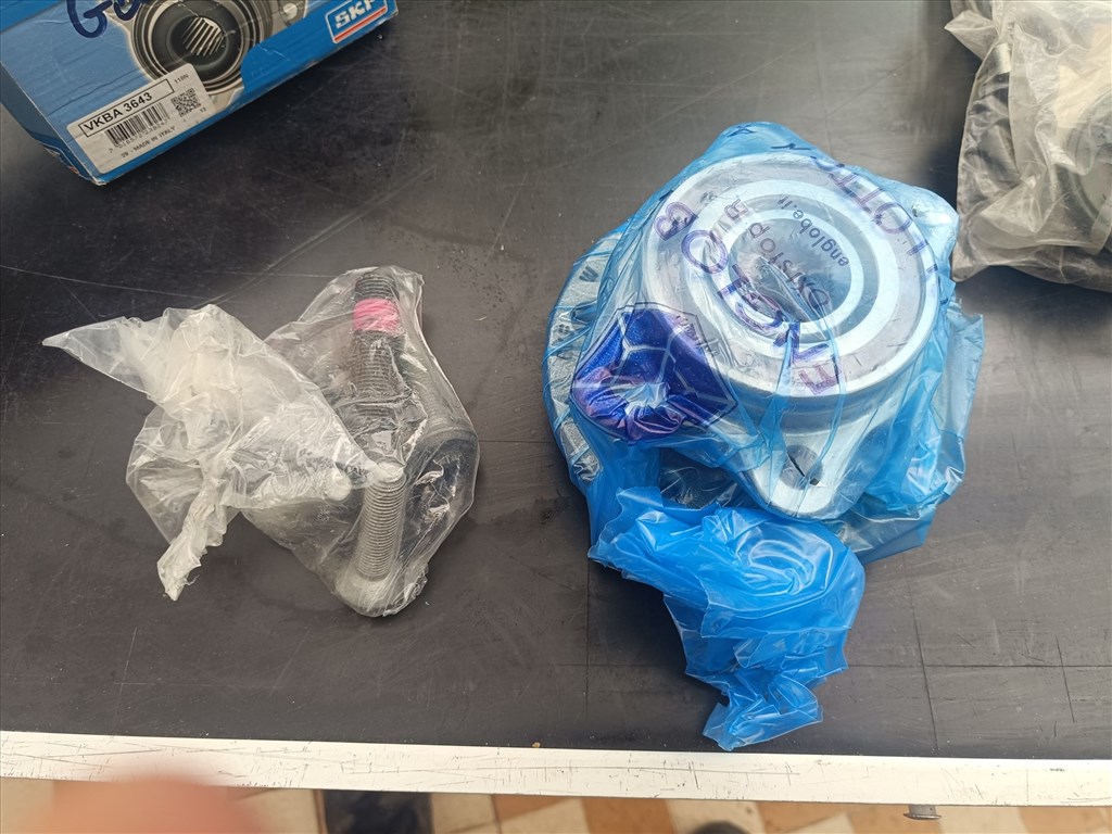 Volkswagen Golf 5 első kerékcsapágy SKF VKBA 3644 1. kép