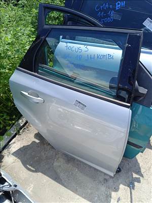 Ford Focus Mk3 Jobb hátsó ajtó  f31118
