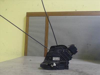 MAZDA 3 03.10-06.06 Jobb hátsó ajtó zárszerkezet központi záras