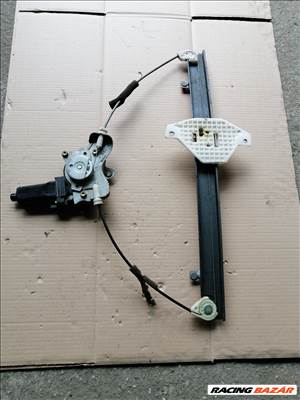 SsangYong Actyon Jobb hátsó ablakemelő  8810021011