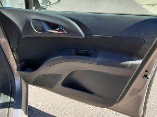 OPEL MERIVA B Jobb első Ajtó Kárpit