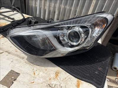 Hyundai i30 (GD) Bal első fényszóró  92101a6060